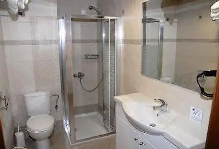 Paleos 3* إياليسوس